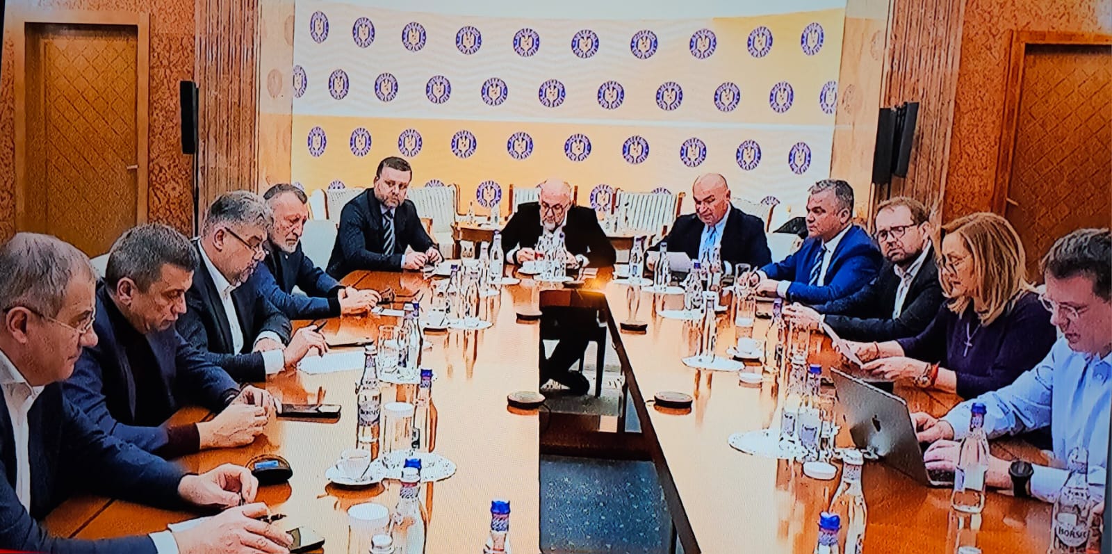 Linii roșii în politica internă din România